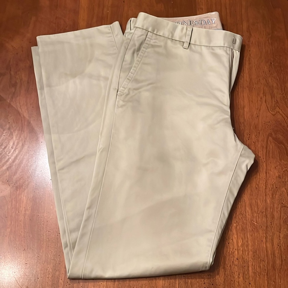 Bonobos Weekday Warrior Dress Pants (khaki) size 31/32 Slim Straight